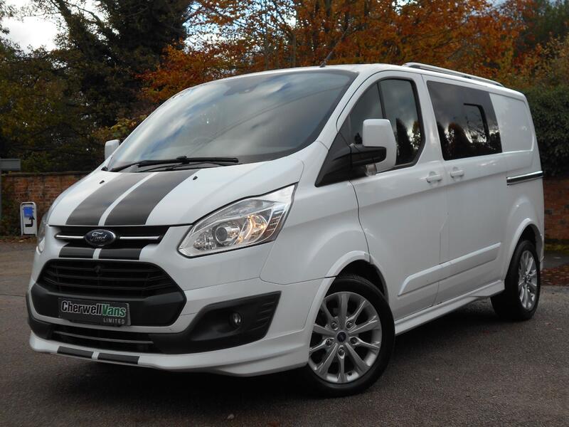 View FORD TRANSIT CUSTOM 2.0 TDCi 170bhp LIMITED SWB Panel Van EURO 6 ULEZ *NO VAT* 53,000 Miles