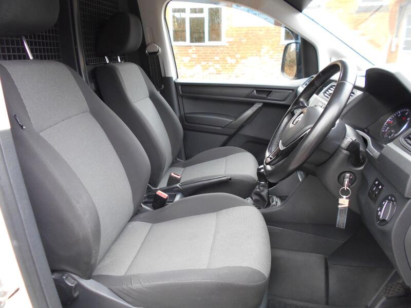 VOLKSWAGEN CADDY