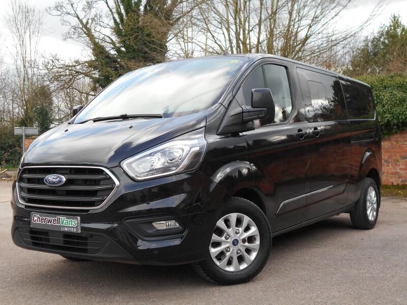 View FORD TRANSIT CUSTOM 2.0 TDCi 170bhp 320 EcoBlue Limited Crew Van AUTOMATIC *NO VAT* FSH