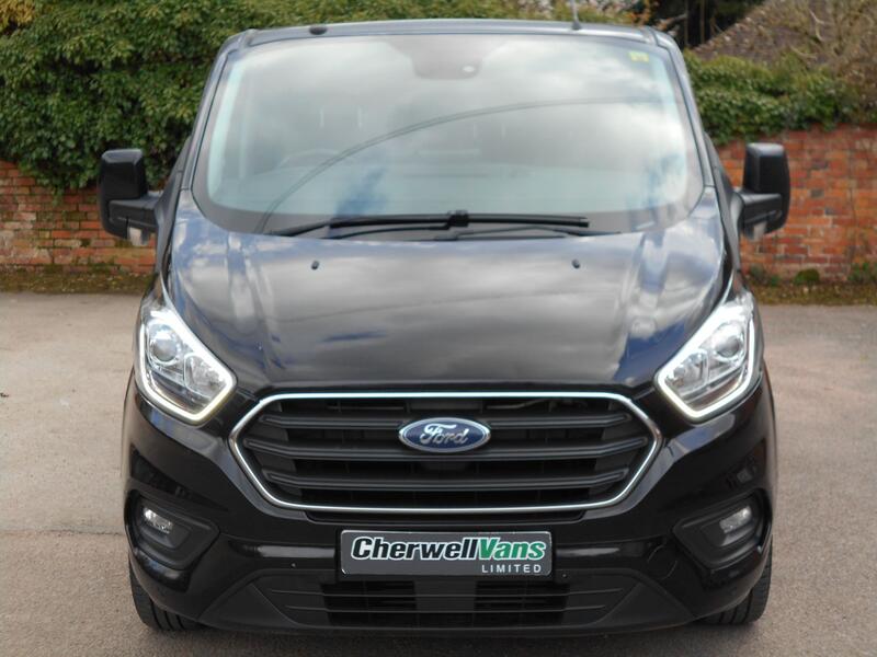 View FORD TRANSIT CUSTOM 2.0 TDCi 170bhp 320 EcoBlue Limited Crew Van AUTOMATIC *NO VAT* FSH