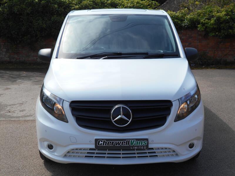 View MERCEDES-BENZ VITO 2.0 114 CDI Progressive G-Tronic RWD L2 Euro 6 (s/s) 6dr (LWB)