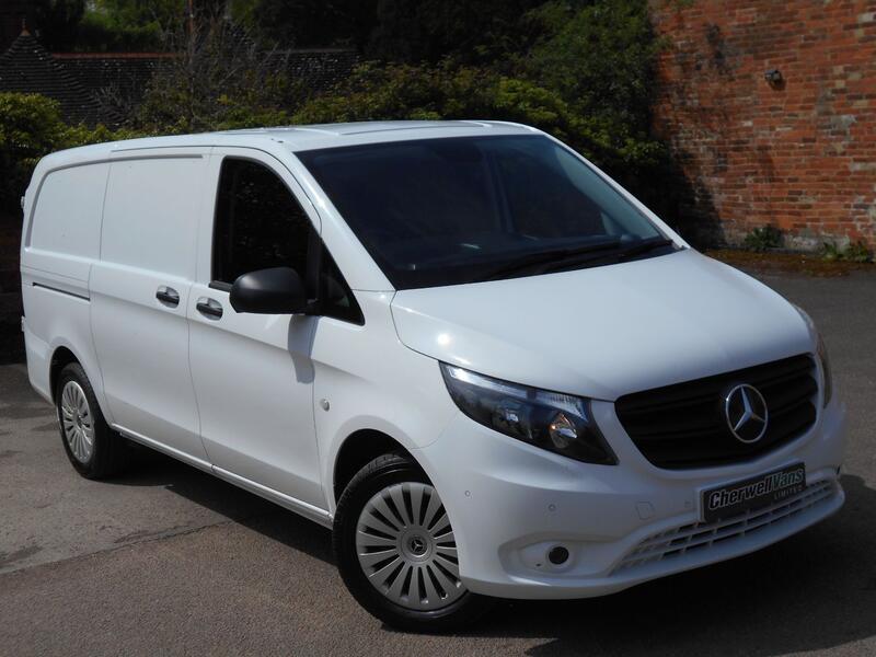 View MERCEDES-BENZ VITO 2.0 114 CDI Progressive G-Tronic RWD L2 Euro 6 (s/s) 6dr (LWB)