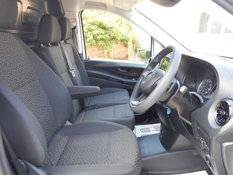 MERCEDES-BENZ VITO