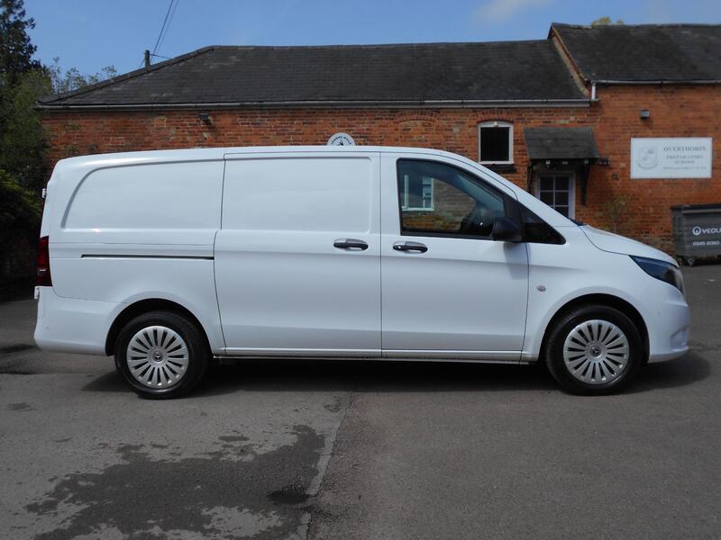 MERCEDES-BENZ VITO
