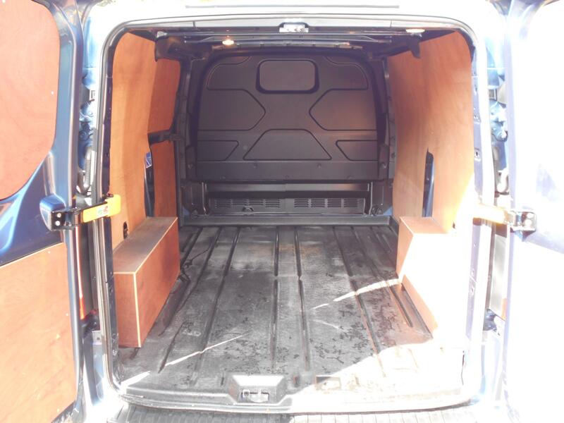 FORD TRANSIT CUSTOM