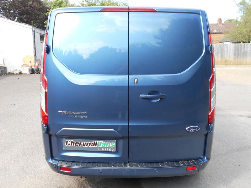 FORD TRANSIT CUSTOM