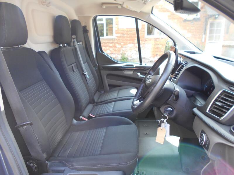 FORD TRANSIT CUSTOM