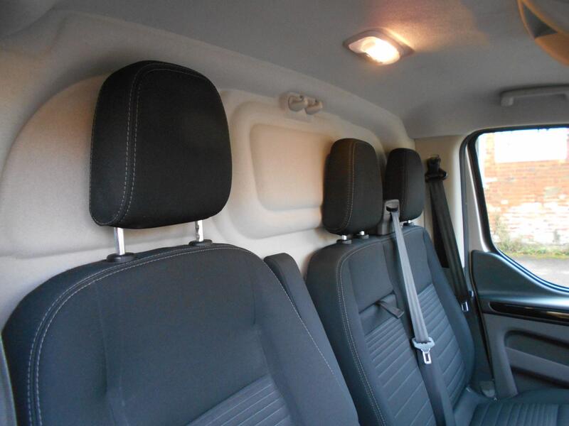 FORD TRANSIT CUSTOM
