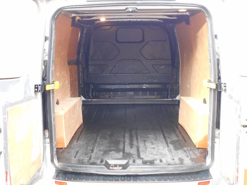 FORD TRANSIT CUSTOM
