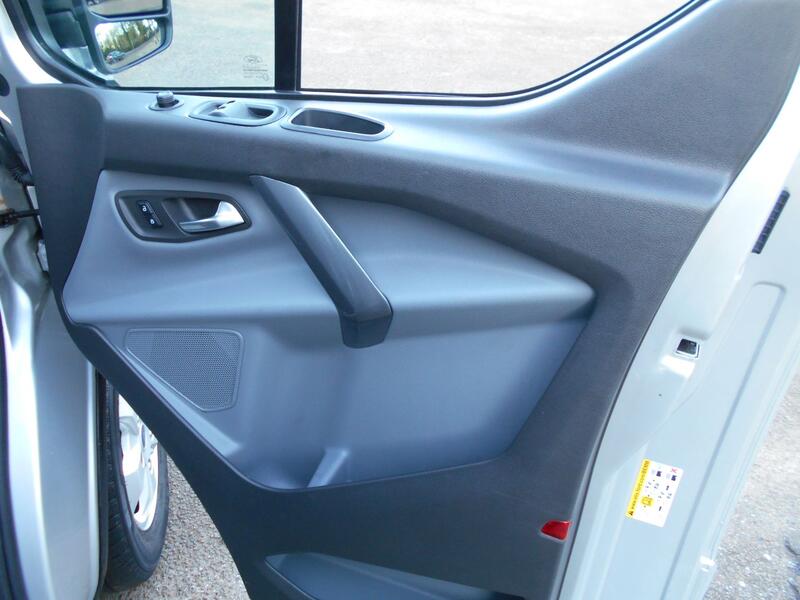 FORD TRANSIT CUSTOM