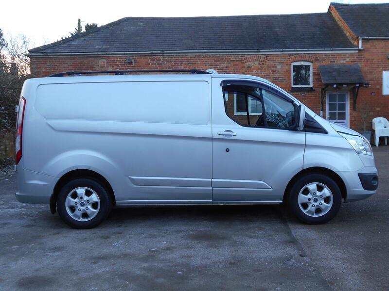 FORD TRANSIT CUSTOM