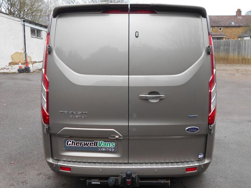 FORD TRANSIT CUSTOM