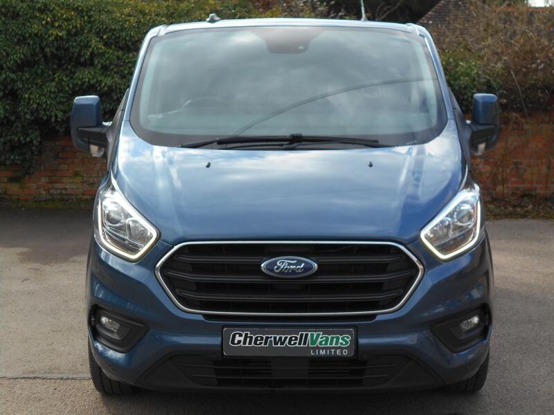 View FORD TRANSIT 2.0 Transit Custom Limited DCiV 300 L1 2.0L EcoBlue 130PS FWD 6 Speed Automatic