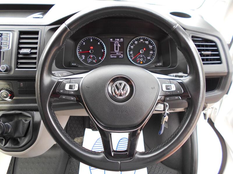 VOLKSWAGEN TRANSPORTER