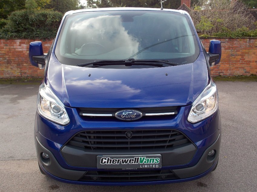 View FORD TRANSIT CUSTOM 2.2TDCi Limited Crew Cab Van 290 E-Tech SWB 155 bhp *NO VAT* 36k Miles