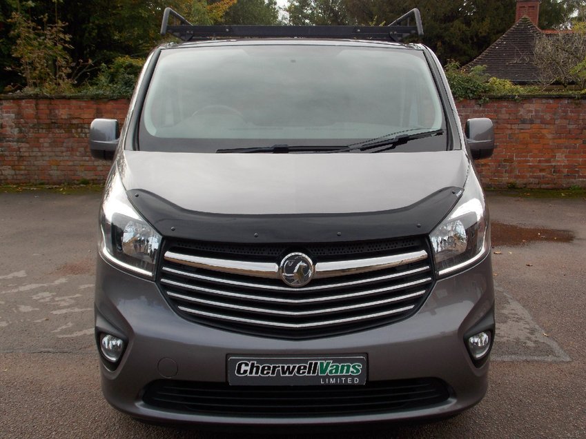 View VAUXHALL VIVARO SPORTIVE LWB CREW-CAB 1.6CDTi 120bhp EcoFlex Bi-TURBO *NO VAT* 36k MILES