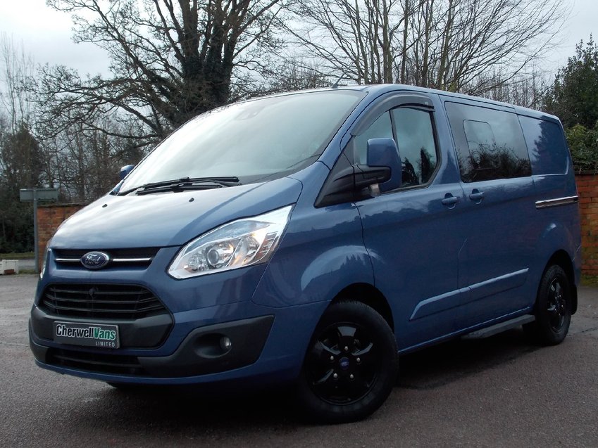 View FORD TRANSIT CUSTOM LIMITED 2.2TDCi 155bhp 290 SWB CREW CAB 5 SEATS *NO VAT* 29k MILES