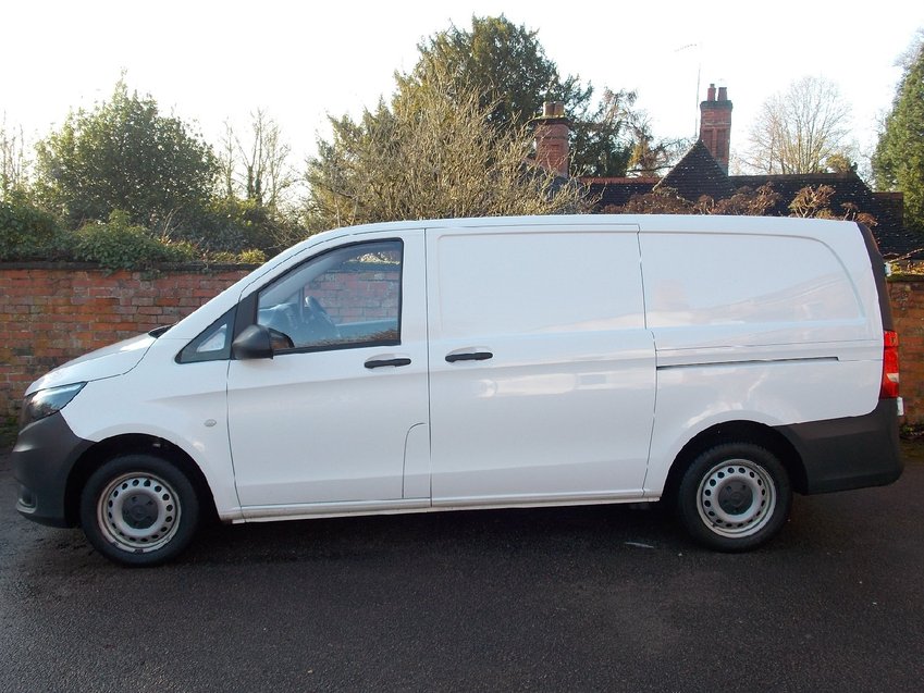 MERCEDES-BENZ VITO