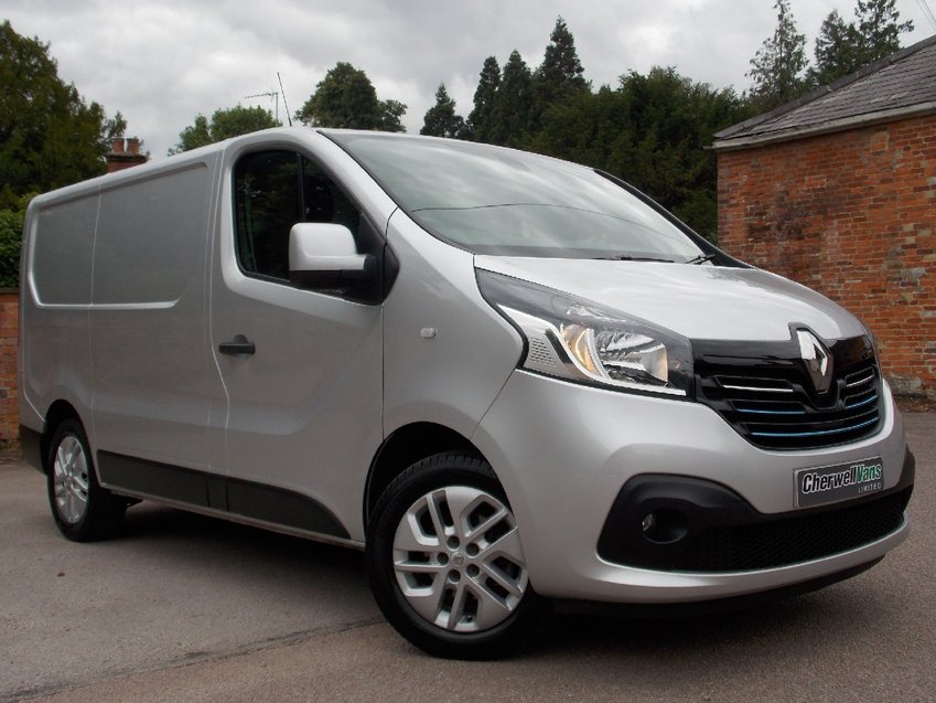 RENAULT TRAFIC