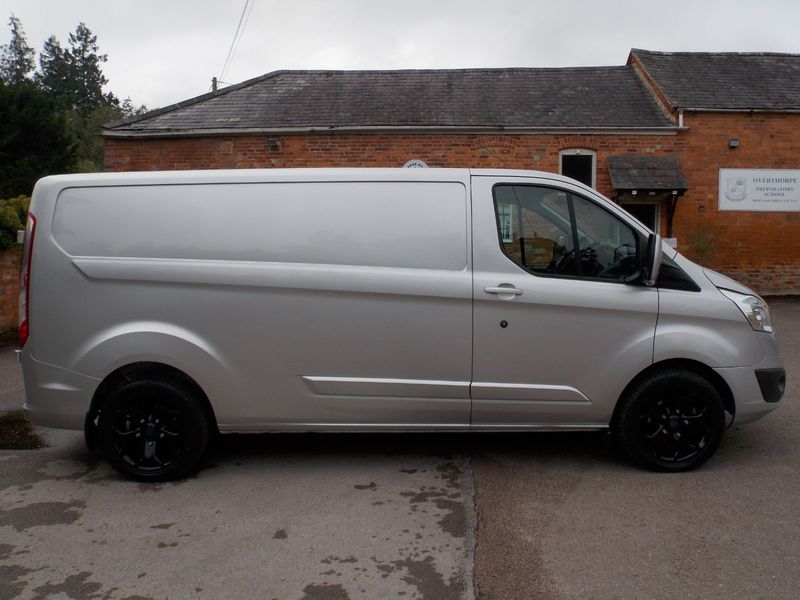 FORD TRANSIT CUSTOM