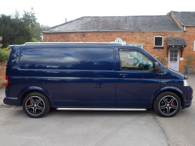 VOLKSWAGEN TRANSPORTER SPORTLINE