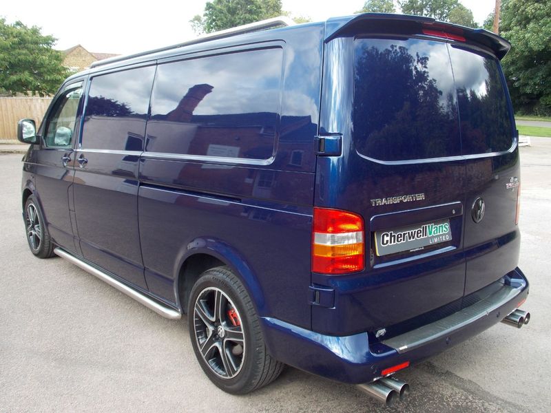 VOLKSWAGEN TRANSPORTER SPORTLINE