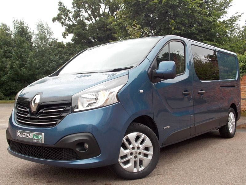 View RENAULT TRAFIC LL29 Sport Crew Cab Van 1.6 Bi-Turbo 115bhp Sat Nav LWB