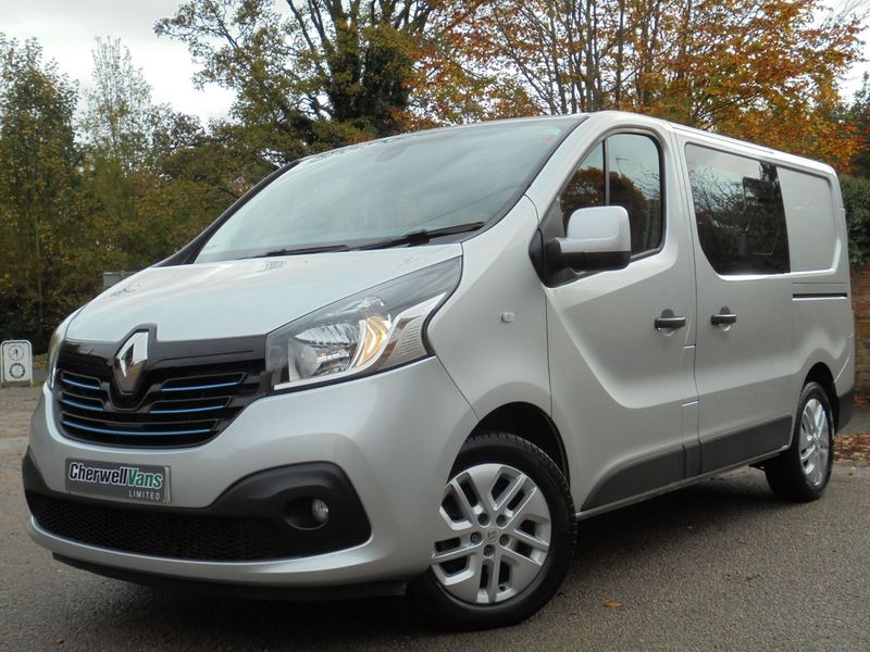 View RENAULT TRAFIC SL27 CREW CAB SPORT NAV 1.6 Bi-TURBO DCi 125bhp ENERGY SWB VAN *NO VAT*