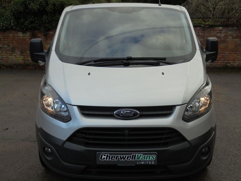 View FORD TRANSIT CUSTOM 2.2 TDCi 100bhp 290 SWB Low Roof Van *NO VAT* AIR CON