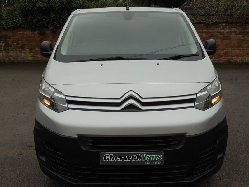 View CITROEN DISPATCH 1000 1.6 BLUEHDI 95 M ENTERPRISE *NO VAT* 28,000 MILES