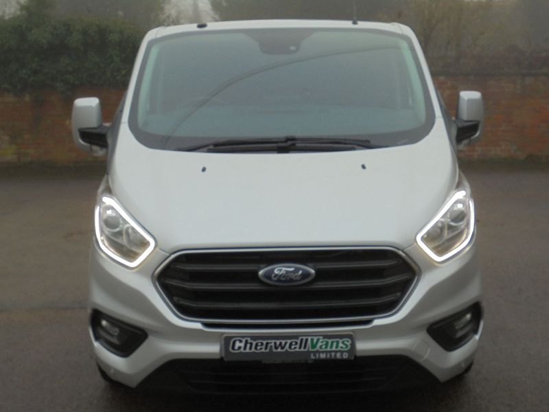 View FORD TRANSIT CUSTOM 2.0 300 Limited Double Cab Van EcoBlue Auto SWB *NO VAT* 9,000 Miles