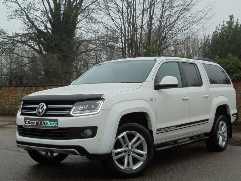 View VOLKSWAGEN AMAROK 2.0 A32 BiTDI 180 BMT ATACAMA 4MOTION Perm Pickup 4x4 4dr *NO VAT* 33k Miles