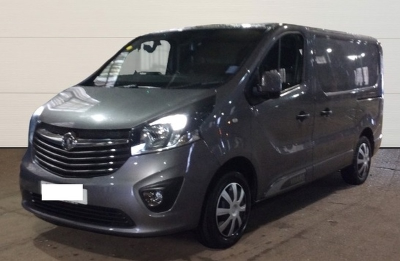 VAUXHALL VIVARO