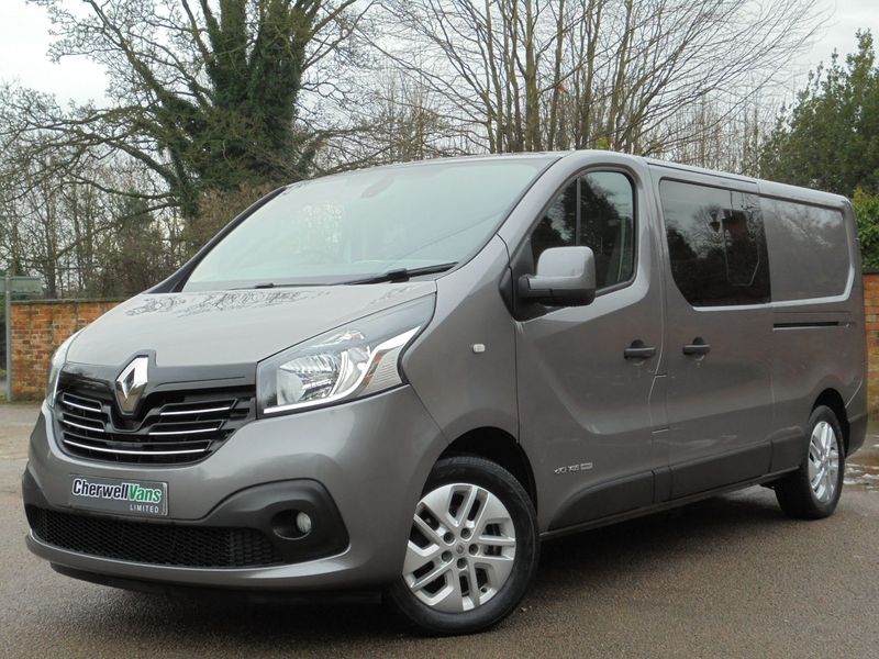 View RENAULT TRAFIC LL29 Sport Crew Cab Van 1.6 DCi Bi-Turbo 145bhp Sat Nav LWB