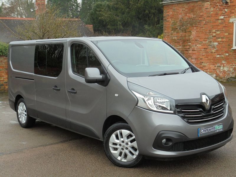 RENAULT TRAFIC