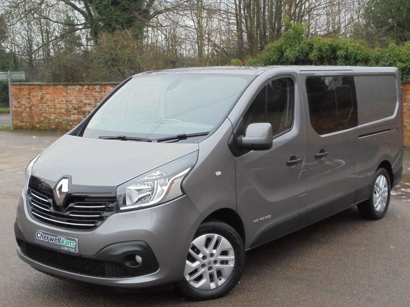 View RENAULT TRAFIC LL29 Sport Crew Cab Van 1.6 DCi Bi-Turbo 145bhp Sat Nav LWB