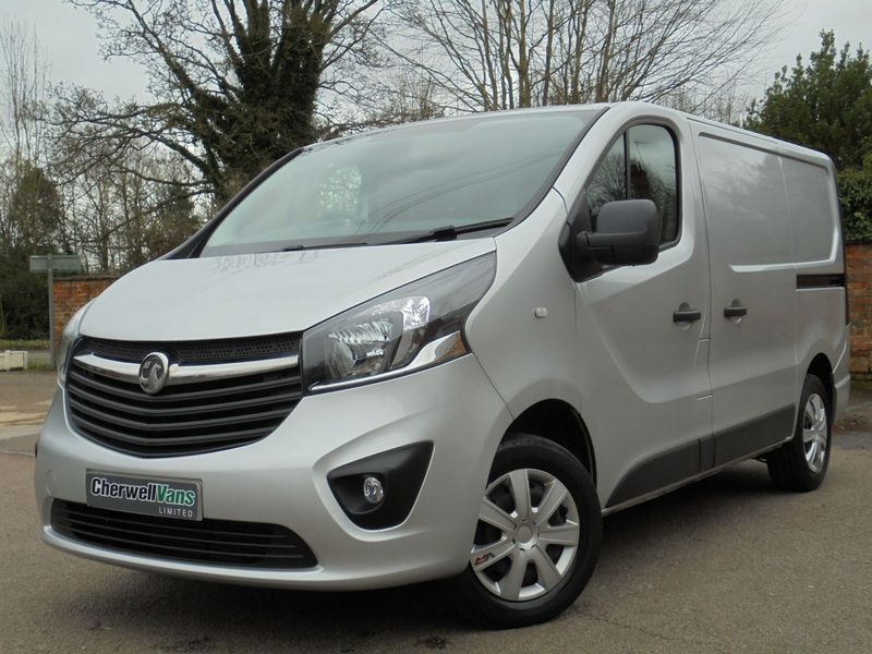 View VAUXHALL VIVARO SPORTIVE 1.6 CDTi Bi-Turbo 2.9T SWB Panel Van *NO VAT* 34,000 Miles