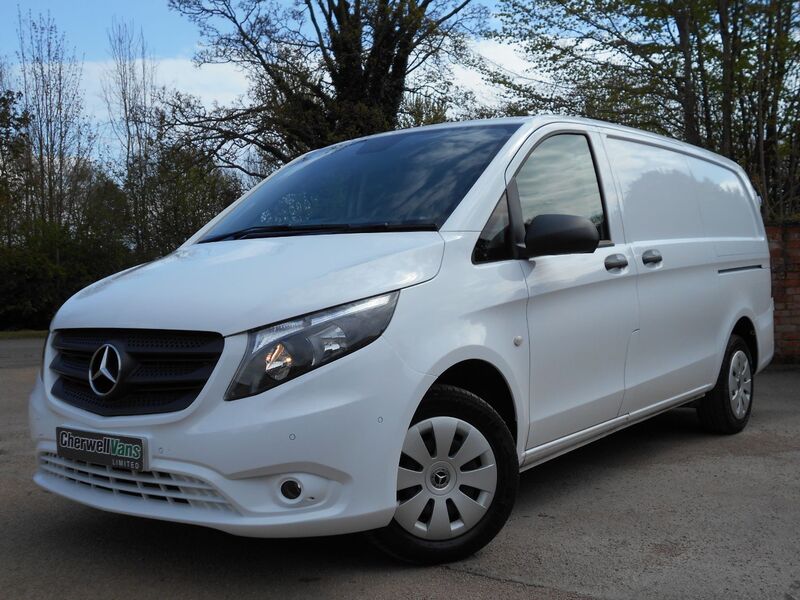 View MERCEDES-BENZ VITO 2.1 114 CDi Progressive RWD L2 EU6 ss 6dr AIR CON 22,000 MILES