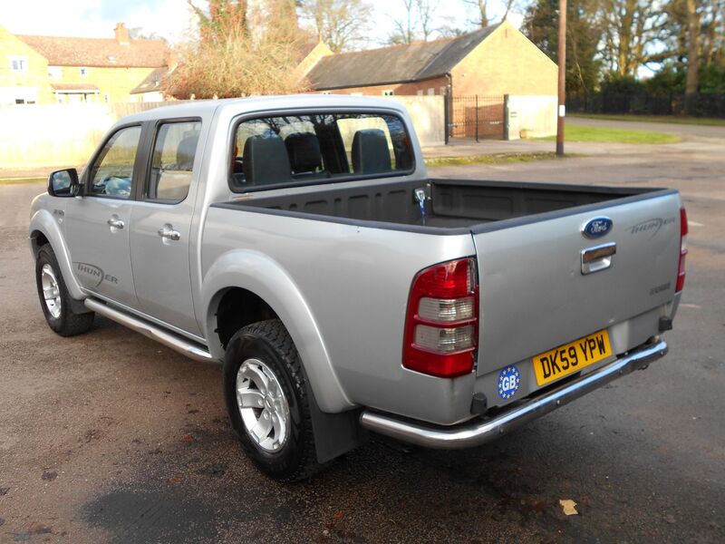 View FORD RANGER THUNDER 3.0TDCi 154bhp 4x4 AUTO DOUBLE CAB PICKUP*NO VAT*