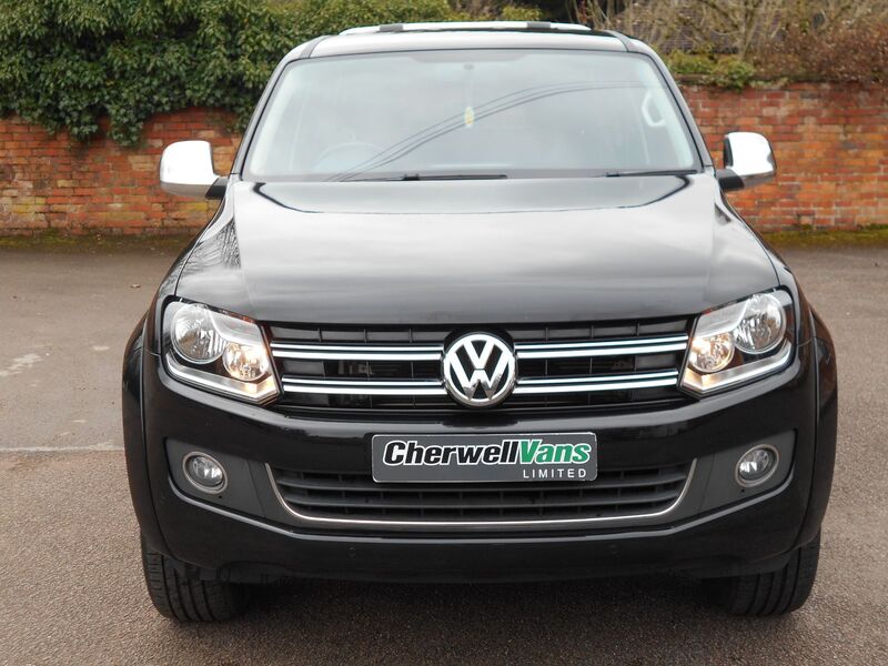 View VOLKSWAGEN AMAROK 2.0 A32 BiTDI 180 BMT HIGHLINE 4MOTION Perm Pickup 4dr *NO VAT* 38k Miles