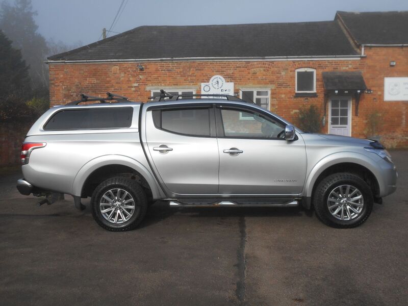 View MITSUBISHI L200 L200 Barbarian 2.4 DI-D Double Cab Pickup 178bhp *NO VAT* 51,000