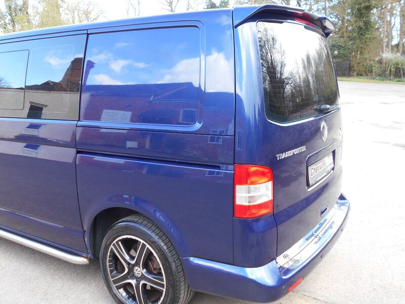 VOLKSWAGEN TRANSPORTER SPORTLINE