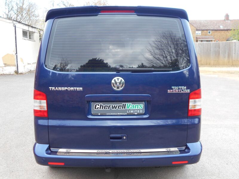 VOLKSWAGEN TRANSPORTER SPORTLINE