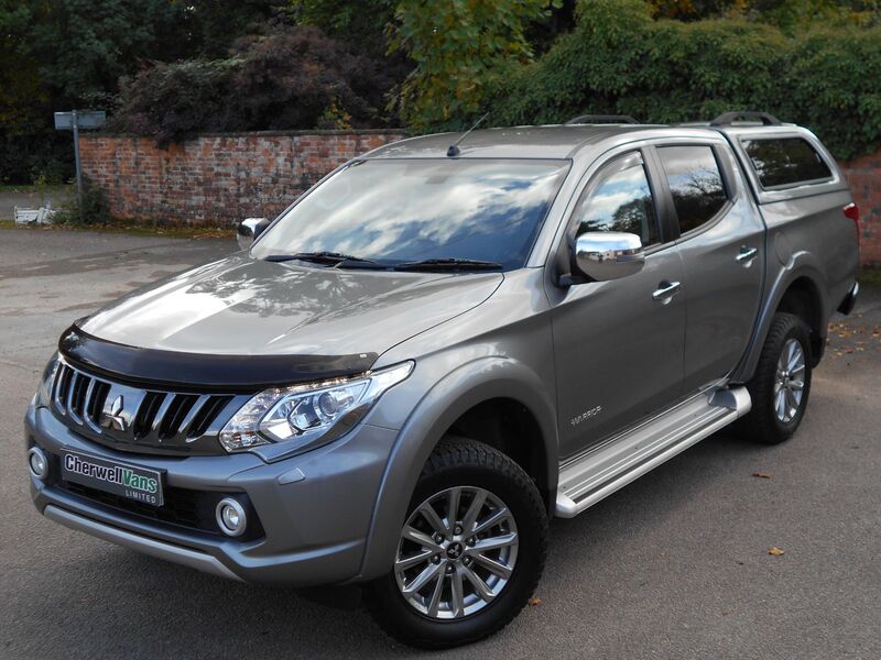 View MITSUBISHI L200 Warrior 2.4 DI-D Double Cab Pickup 178bhp *NO VAT* Euro 6 44,000