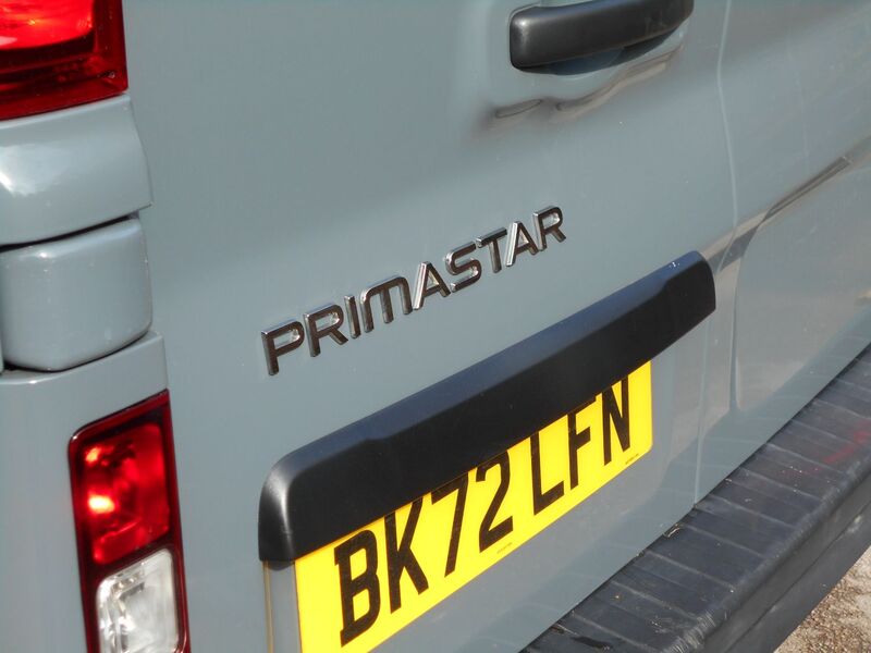 NISSAN PRIMASTAR