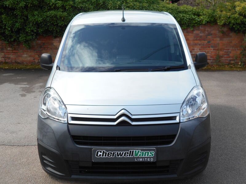 View CITROEN BERLINGO 625 ENTERPRISE 1.6 BLUEHDI VAN EURO 6 *NO VAT* 21,000 MILES